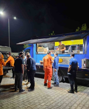 Yıldırım’dan yangın söndürme çalışmalarına tam destek