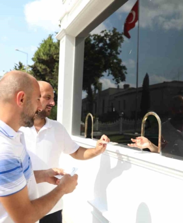 Yıldız Sarayı, ilk ziyaretçileriyle buluştu