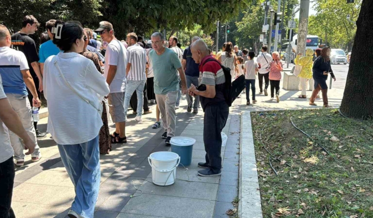 Yıldız Sarayı’na ziyaretçi akını
