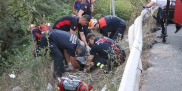 Yol kenarında tuvaletini yapmak isteyen adam 7 metre yükseklikten düşerek öldü