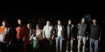 Yurt dışına kaçmaya çalışan 10 düzensiz göçmen yakalandı