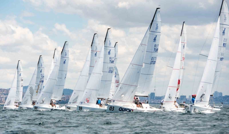 12. TAYK Slam-Eker Olympos Regatta Yelken Yarışları’nda ilk günün sonuçları belli oldu