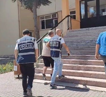 14 yıl kesinleşmiş cezası bulunan firari Sındırgı’da yakalandı