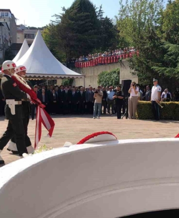3. Cumhurbaşkanı Celal Bayar, 38. ölüm yıl dönümünde devlet töreniyle anıldı