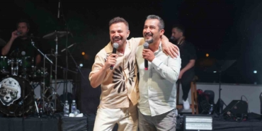 Açıkhava konserlerinde sahnede Ümit Sayın yer aldı