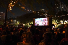 Akasya’da yıldızlar altında film keyfi 11 Eylül’e kadar devam ediyor