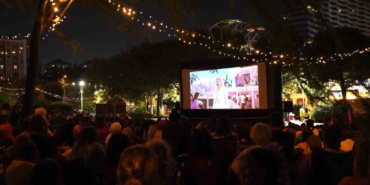 Akasya’da yıldızlar altında film keyfi 11 Eylül’e kadar devam ediyor