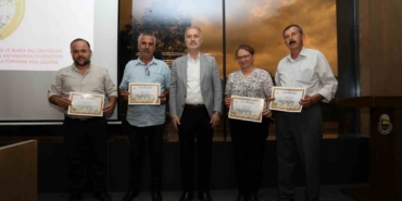 ’Ana Arı Yetiştiriciliği’ kursunu başarıyla bitiren kursiyerler sertifikalarını aldı