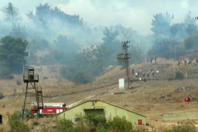 Askeri kışla içerisindeki ormanlık alanda korkutan yangın