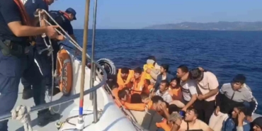 Ayvacık açıklarında 96 kaçak göçmen yakalandı