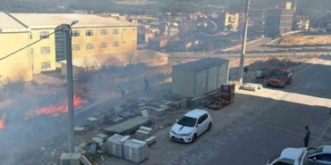 Ayvacık’ta otluk alanda çıkan yangın korkuttu