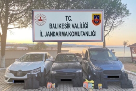 Ayvalık’ta 22 göçmen, 3 organizatör jandarmadan kaçamadı