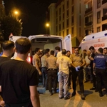 Bahçelievler’de caddede yürüyen 3 kişiye silahlı saldırı: 1 ölü, 1 yaralı