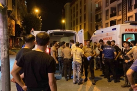 Bahçelievler’de caddede yürüyen 3 kişiye silahlı saldırı: 1 ölü, 1 yaralı