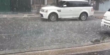 Bahçelievler’de dolu etkili oldu