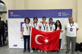 Bahçeşehir Koleji öğrencileri Avrupa Fizik Olimpiyatı’nda iki altın madalya kazandı