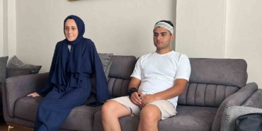 Bakırköy’de 2 ay önce evlenen çift trafik kazasında ölümden döndü