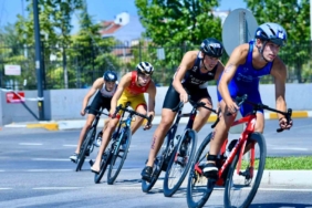 Balıkesir Triatlonu’na tüm dünya hayran kaldı