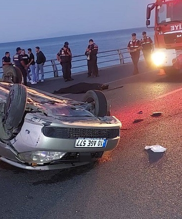 Balıkesir’de gençlerin gece eğlencesi sonrası kaza: 1 ölü, 4 yaralı