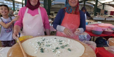 Balıkesir’de Hanımeli Pazarı, kadınları iş sahibi yaptı