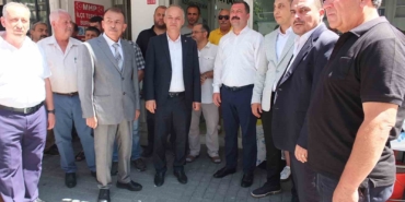 Balıkesir’de MHP İlçe yönetimi aşure hayrı düzenledi