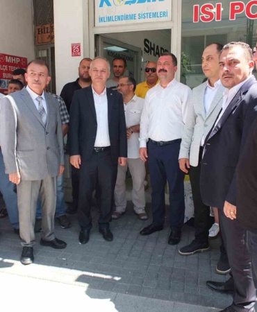 Balıkesir’de MHP İlçe yönetimi aşure hayrı düzenledi