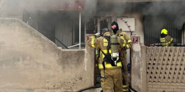 Bandırma’da yanan ev kullanılmaz hale geldi