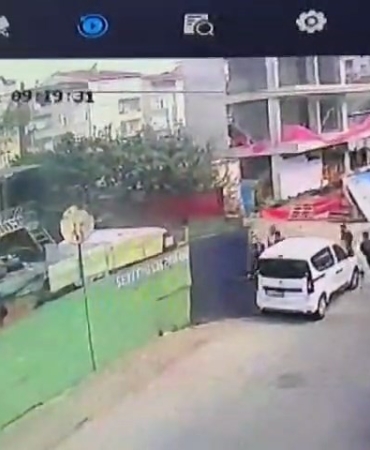 Baret ve yelek giyerek şantiye ve tırlardan 3,5 milyon liralık hırsızlık yapan zanlılar kamerada