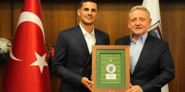 Başakşehir, Danijel Aleksic’i ağırladı