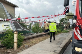 Başakşehir’de kontrolden çıkan kamyonet 5 metre yükseklikten siteye düştü