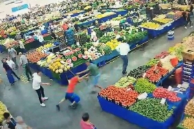 Başakşehir’de pazarcıların yer işgali kavgası kamerada