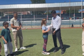 Başarılı öğrencilere hediyeleri takdim edildi