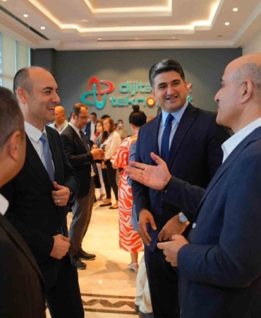 Başkan Adıgüzel genç girişimcilerle bir araya geldi