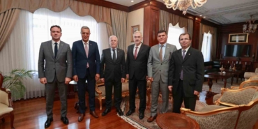 Başkan Bozbey’den Bursa Valisi Ayyıldız’a ‘hayırlı olsun’ ziyareti