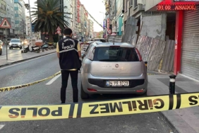 Bayrampaşa’da 4. kattan düşen otizmli genç ağır yaralandı