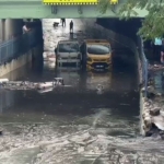 Bayrampaşa’da sağanak yağış nedeniyle altgeçidi su bastı: Vatandaşlar mahsur kaldı