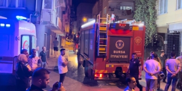 Benzin bidonu bomba gibi patladı, mahalle ayağa kalktı