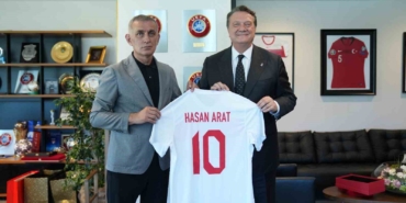 Beşiktaş Başkanı Hasan Arat, TFF Başkanı Hacıosmanoğlu’nu ziyaret etti