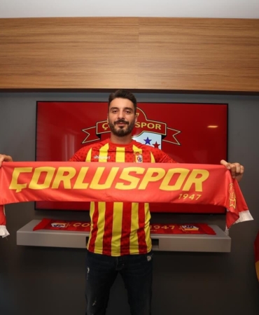 Beşiktaş ve Galatasaray formaları giyen milli kaleci, 3. Lig’e transfer oldu