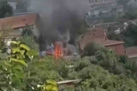 Beykoz’da bir evin çatısı alev alev yandı