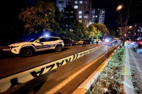 Beylikdüzü’nde motosikletli şahıslar, caddede yürüyen genci silahla yaraladı