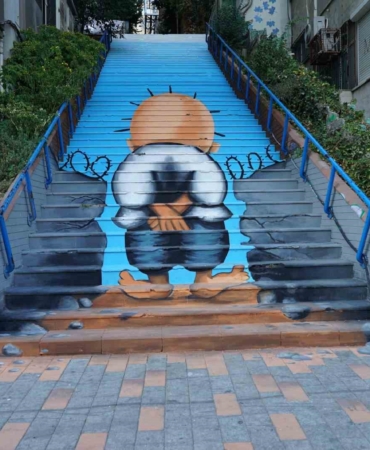 Beyoğlu’nda Filistin davasının sembolü “Hanzala” merdivenlere resmedildi