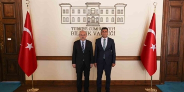 Bilecik Valisi Şefik Aygöl ve Sakarya Valisi Yaşar Karadeniz bir araya geldi