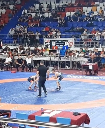 Bozüyüklü güreşçilerden ilk kez katıldıkları Türkiye Şampiyonası’nda başarı