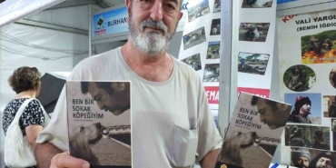 Bu kitabın geliri sokak hayvanlarına