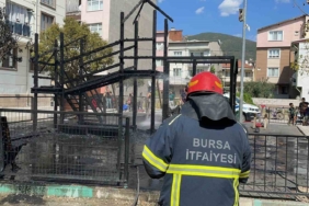 Bursa’da çocuk parkı alevlere teslim oldu