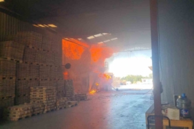 Bursa’da kereste fabrikası alevlere teslim oldu