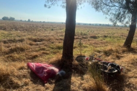 Bursa’da motosiklet ağaca çarptı: 1 ölü