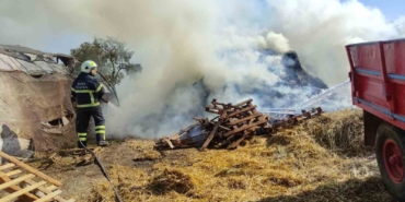 Bursa’da saman balyaları alevlere teslim oldu
