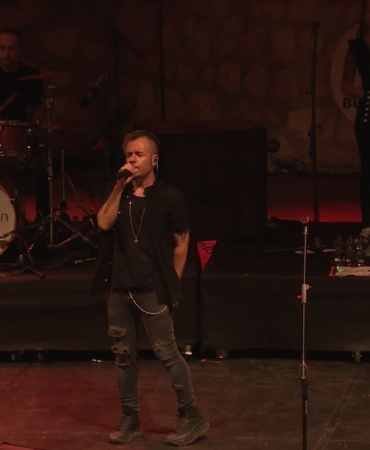 Büyükçekmece Belediyesi Kültür ve Sanat Festivali’nde Emre Aydın sahne aldı